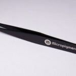 Pinca de Sobrancelha Black Perfeita Triangular