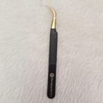 Pinca de Cilios Infinity Black Ponta Curva